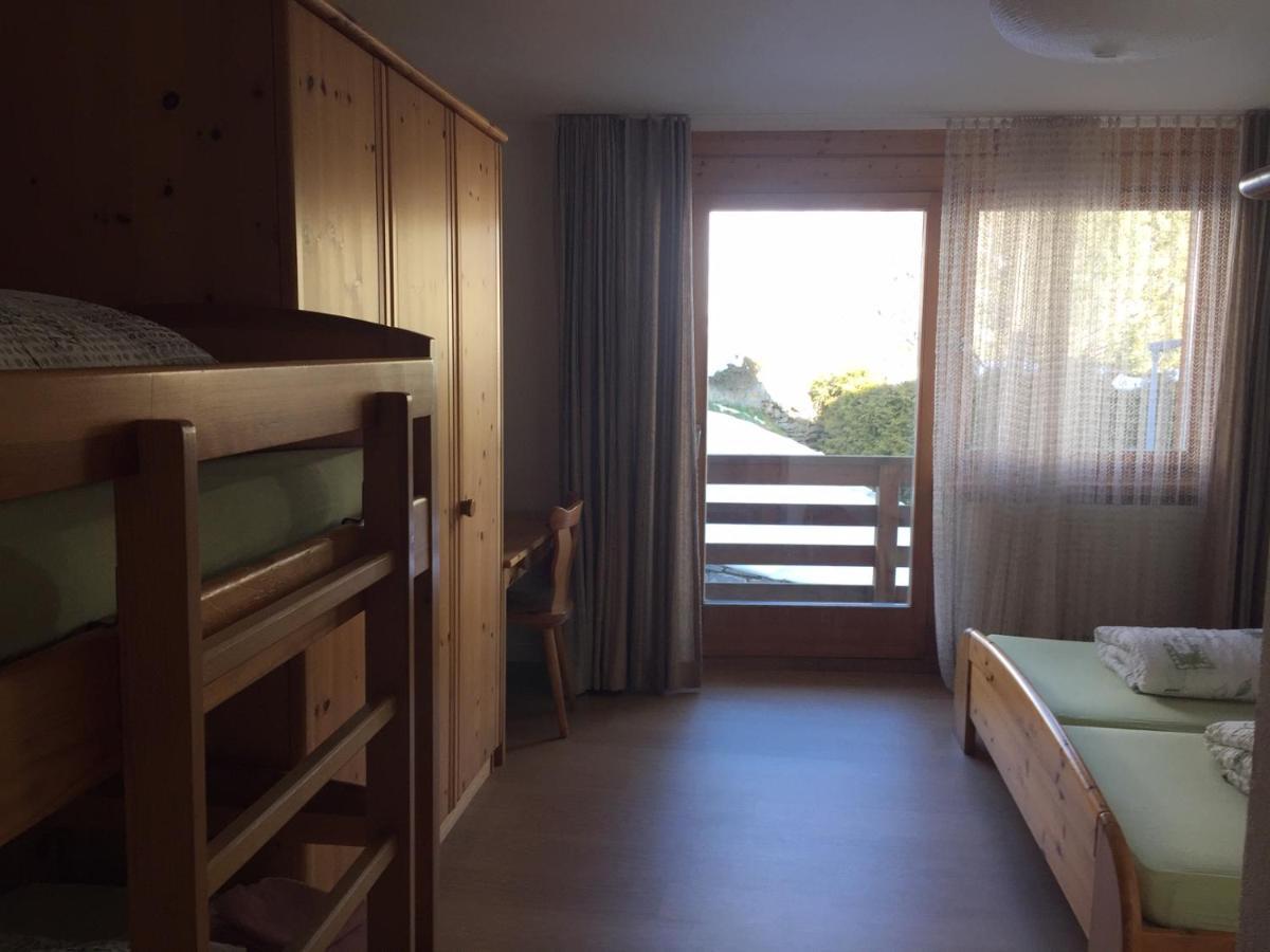 Hotel Reich-Praez Domat Экстерьер фото